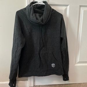 Born primitive sweater